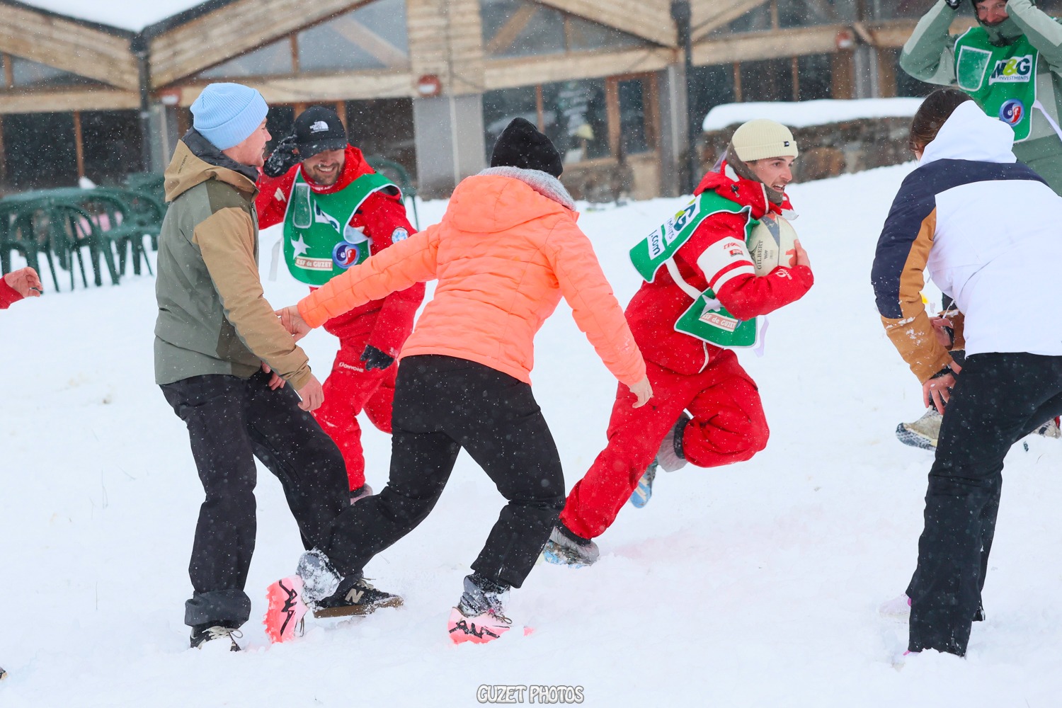 snow rugby guzet